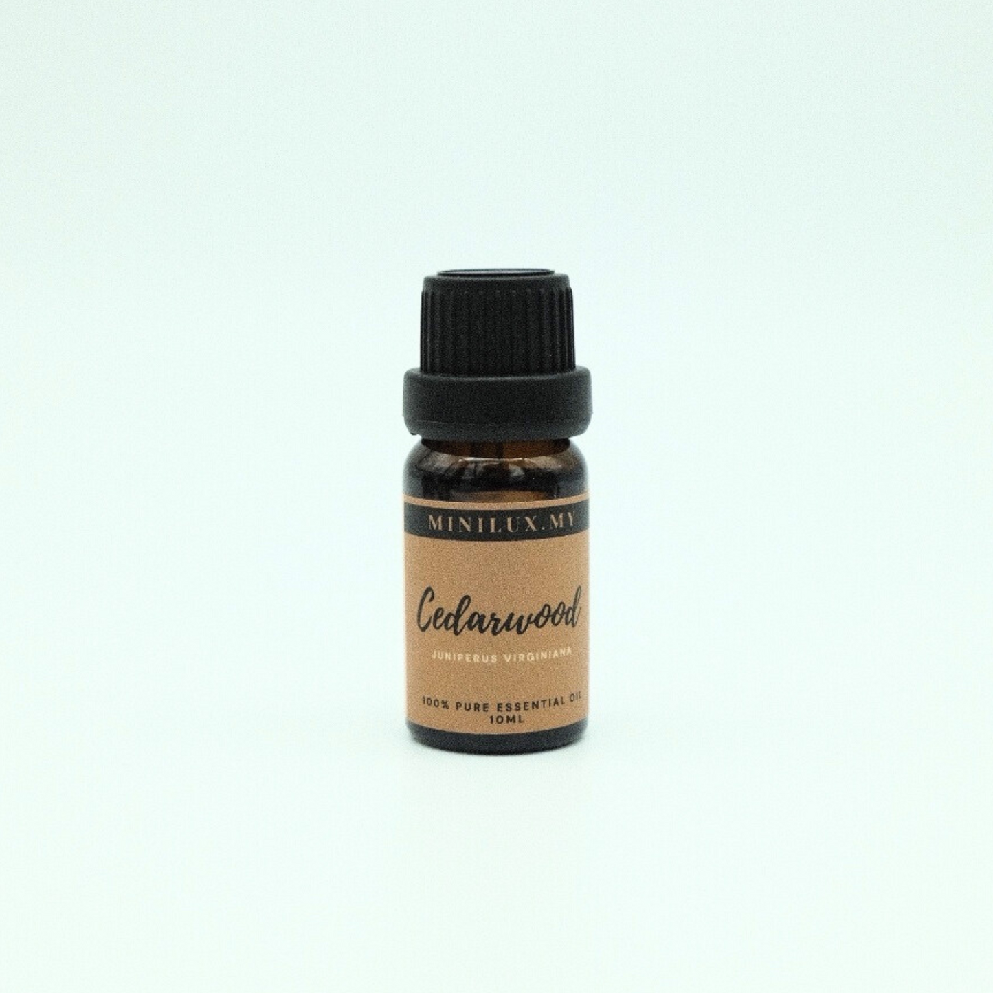 Cedarwood Essential Oil (Juniperus Virginiana)